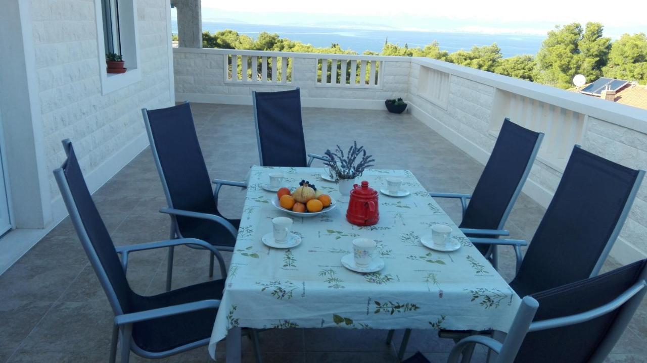 Apartments Marko Sutivan Insel Brac ภายนอก รูปภาพ