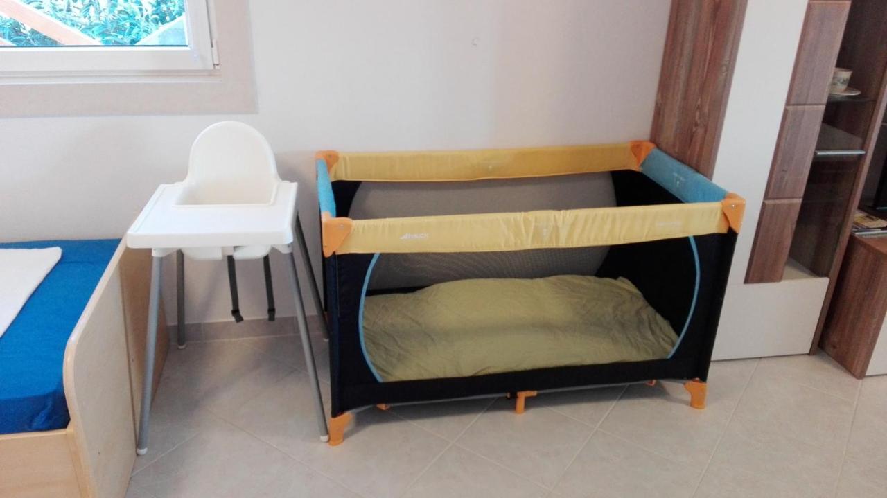 Apartments Marko Sutivan Insel Brac ภายนอก รูปภาพ